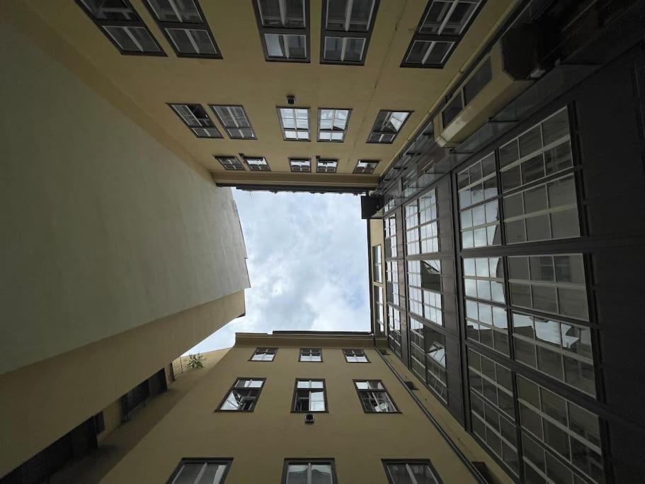 Contemporary Jindrisska Apartment Prag Exterior foto